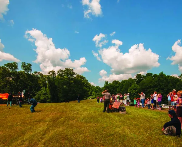 Cannon exhibition at Vicksburg National Military Park, Vicksburg, Miss.