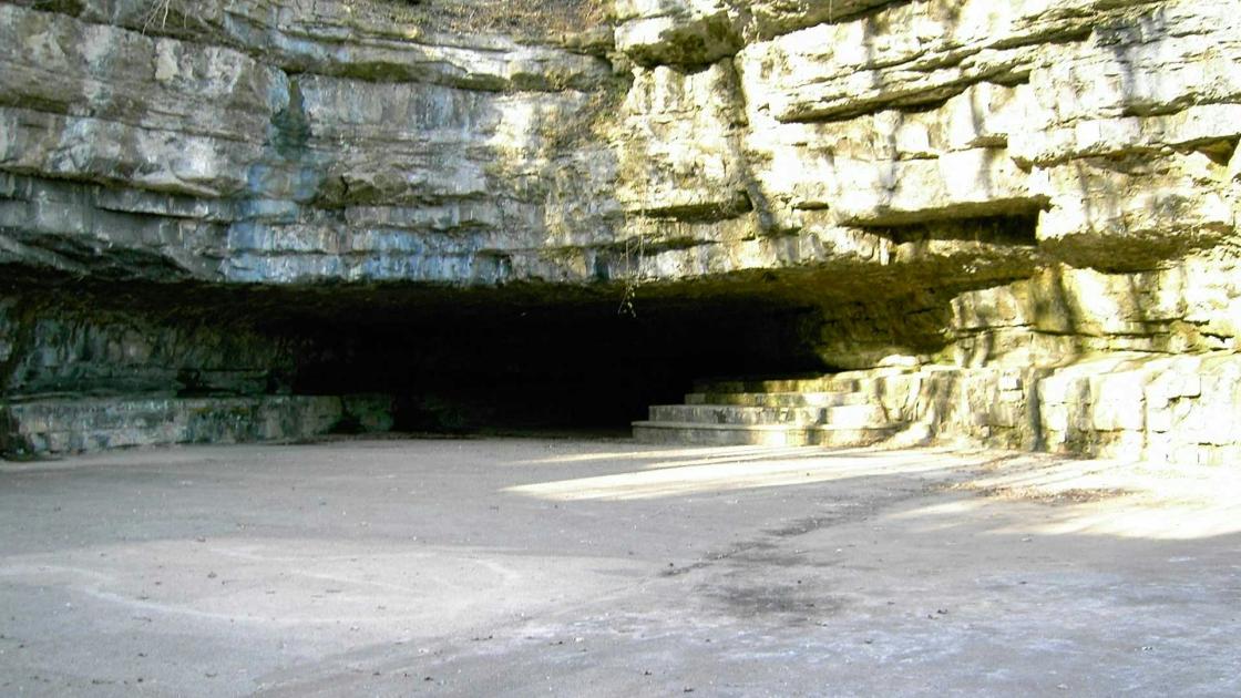 Dubar Cave, Clarksville, Tenn.